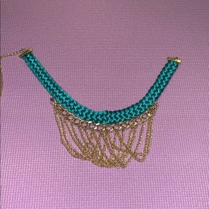 NWOT blue necklace